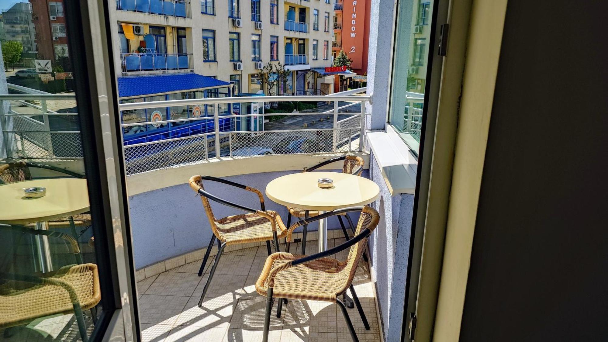 Favorit Aparthotel 써니비치 외부 사진