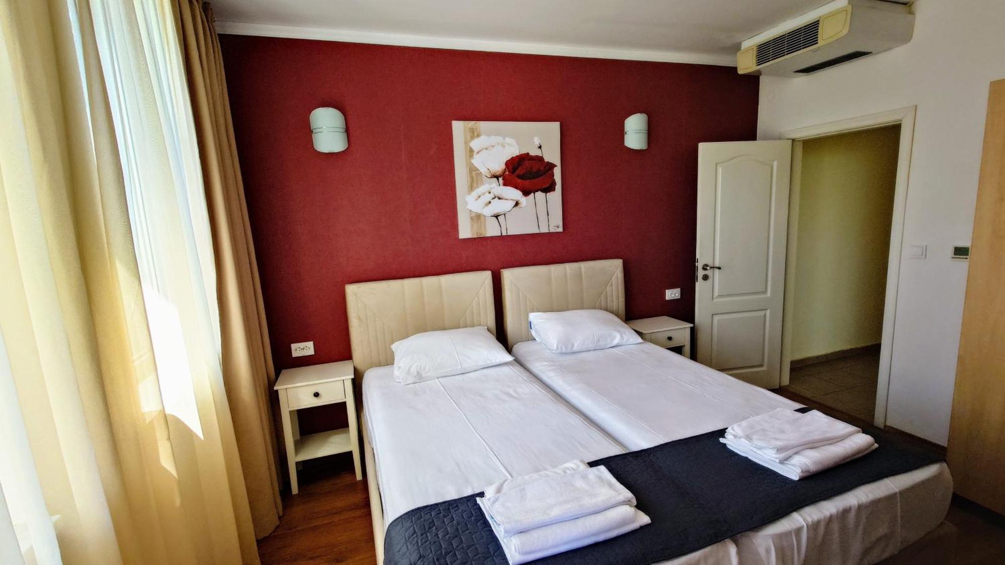Favorit Aparthotel 써니비치 외부 사진