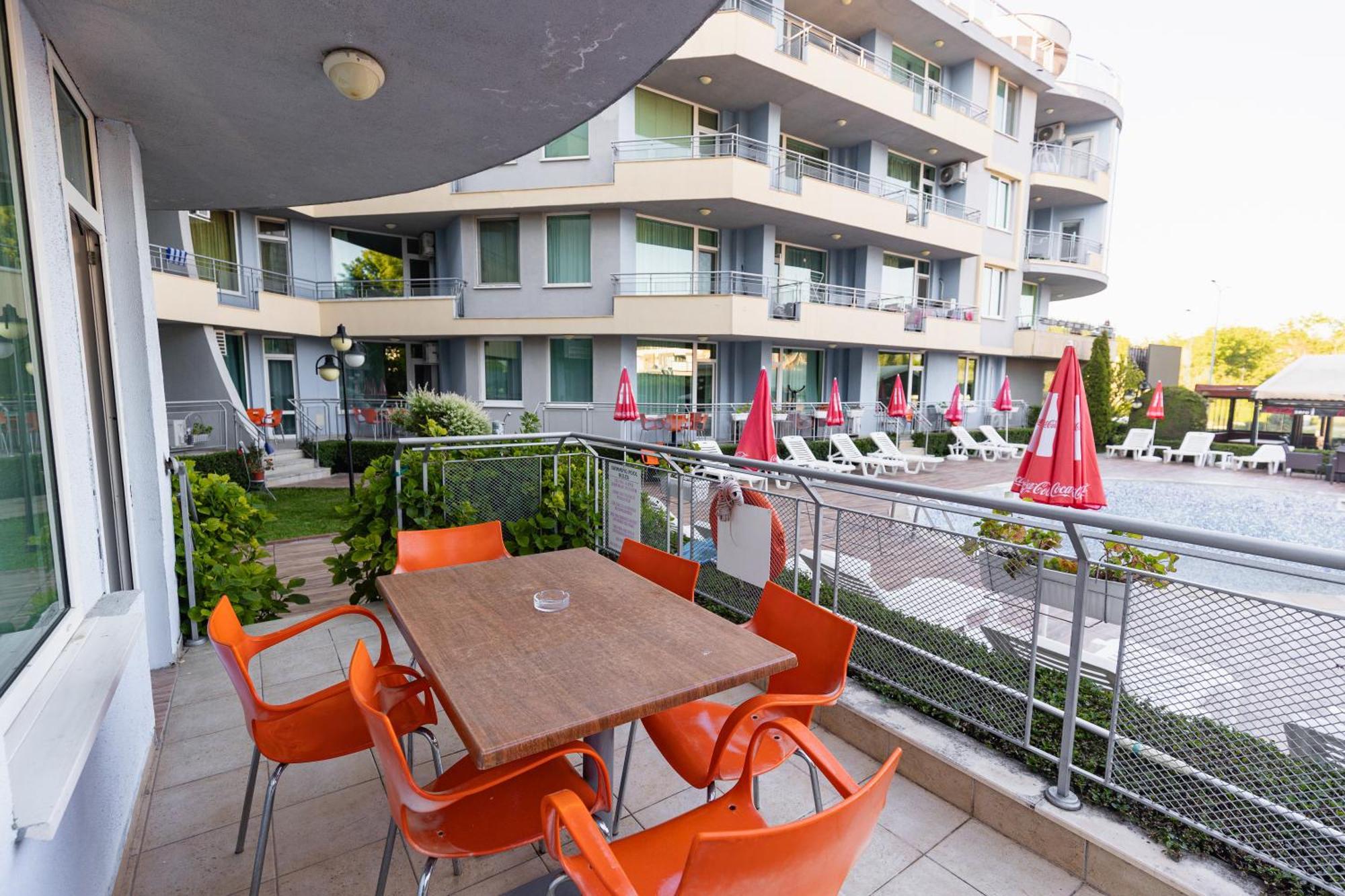 Favorit Aparthotel 써니비치 외부 사진