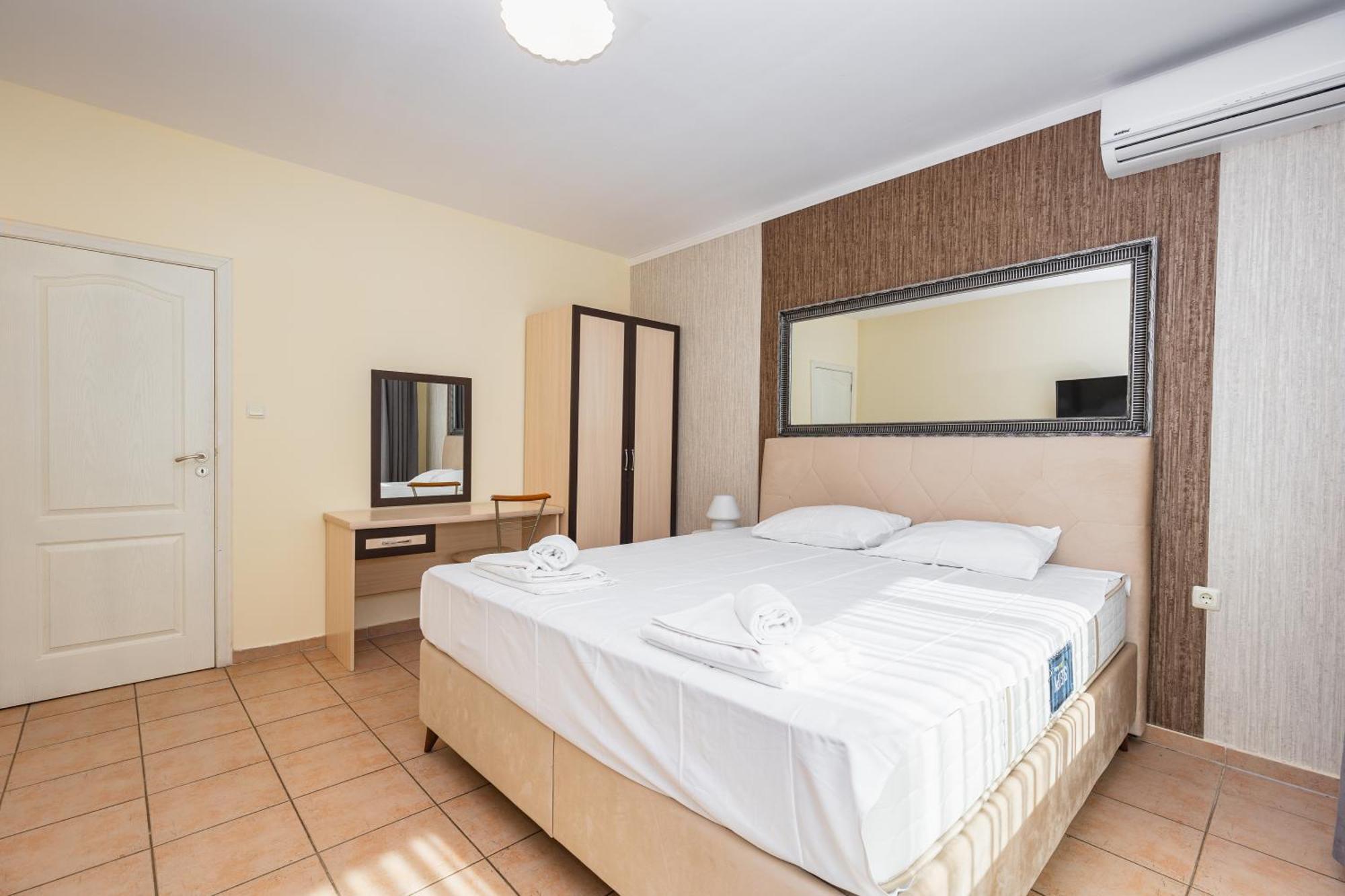 Favorit Aparthotel 써니비치 외부 사진
