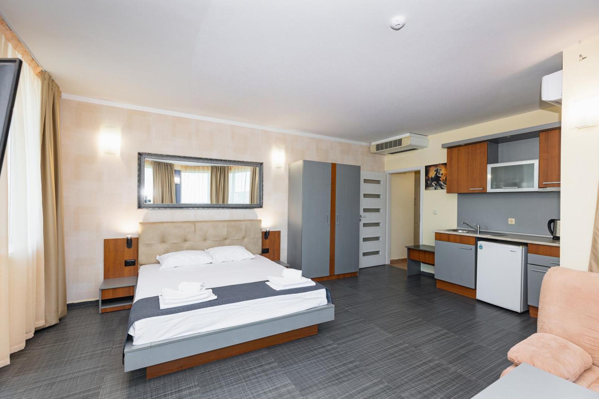 Favorit Aparthotel 써니비치 외부 사진